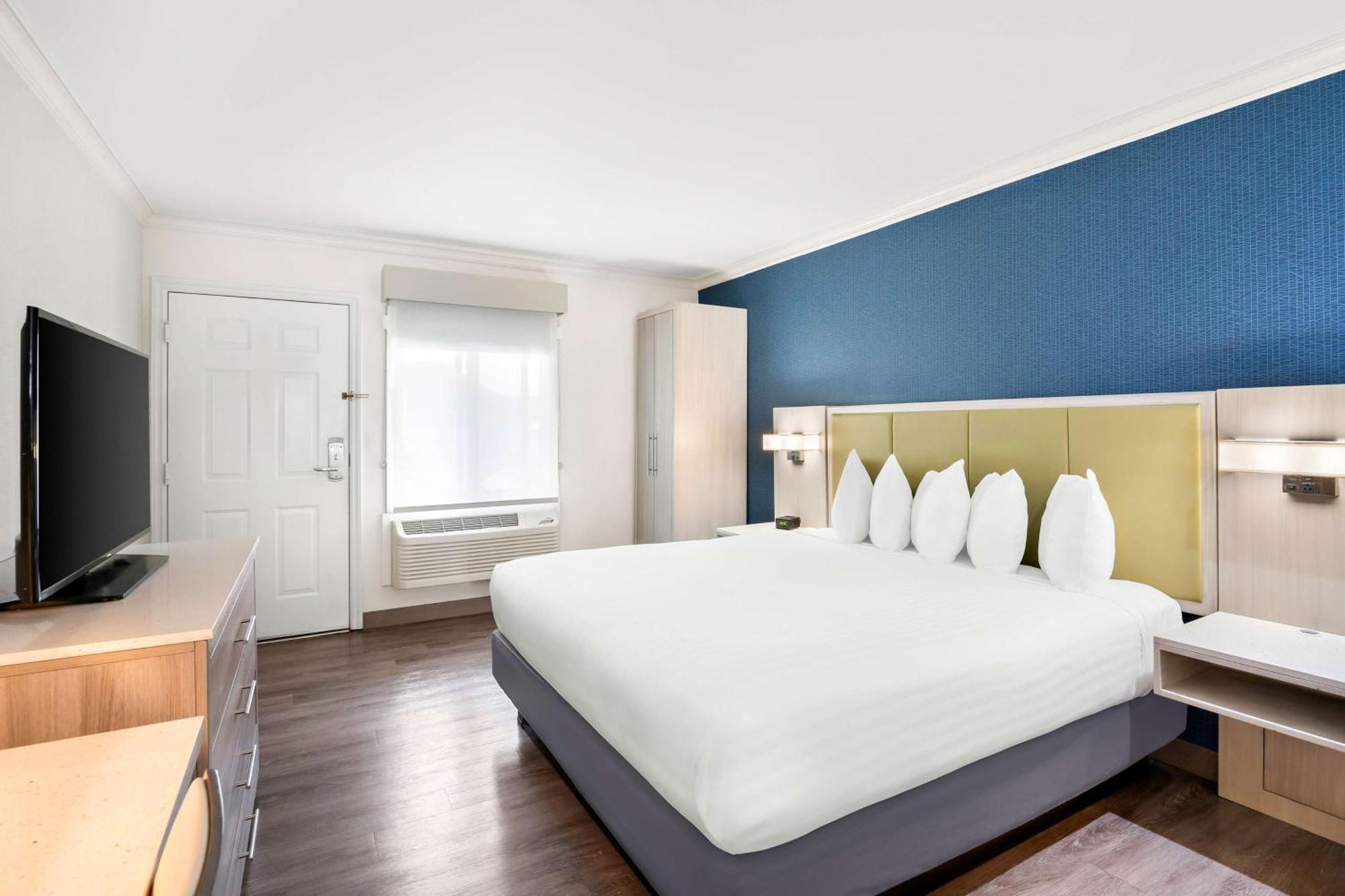 Surestay Hotel By Best Western Santa Monica Exterior photo