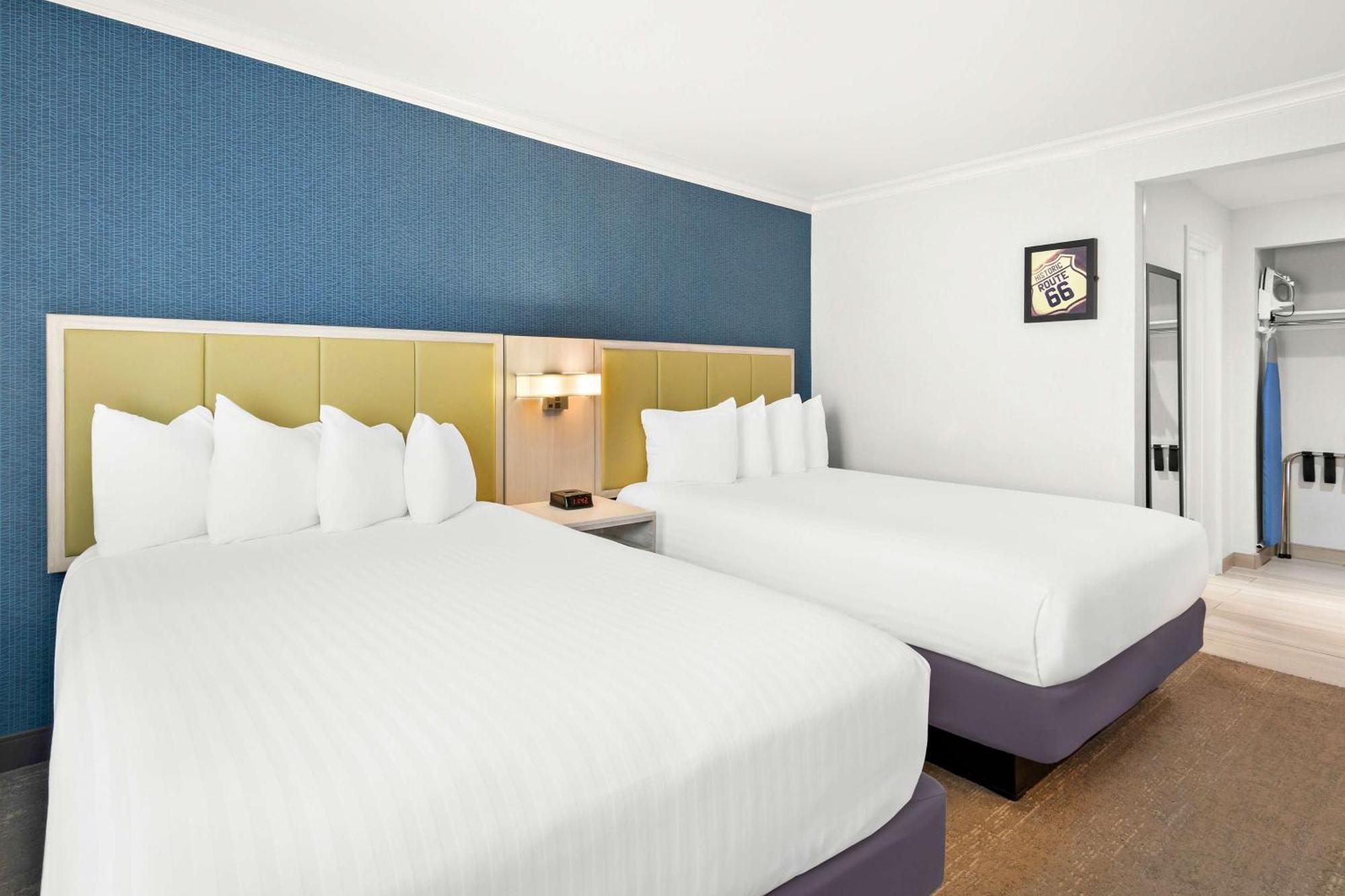 Surestay Hotel By Best Western Santa Monica Exterior photo